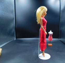barbie 2039 red side